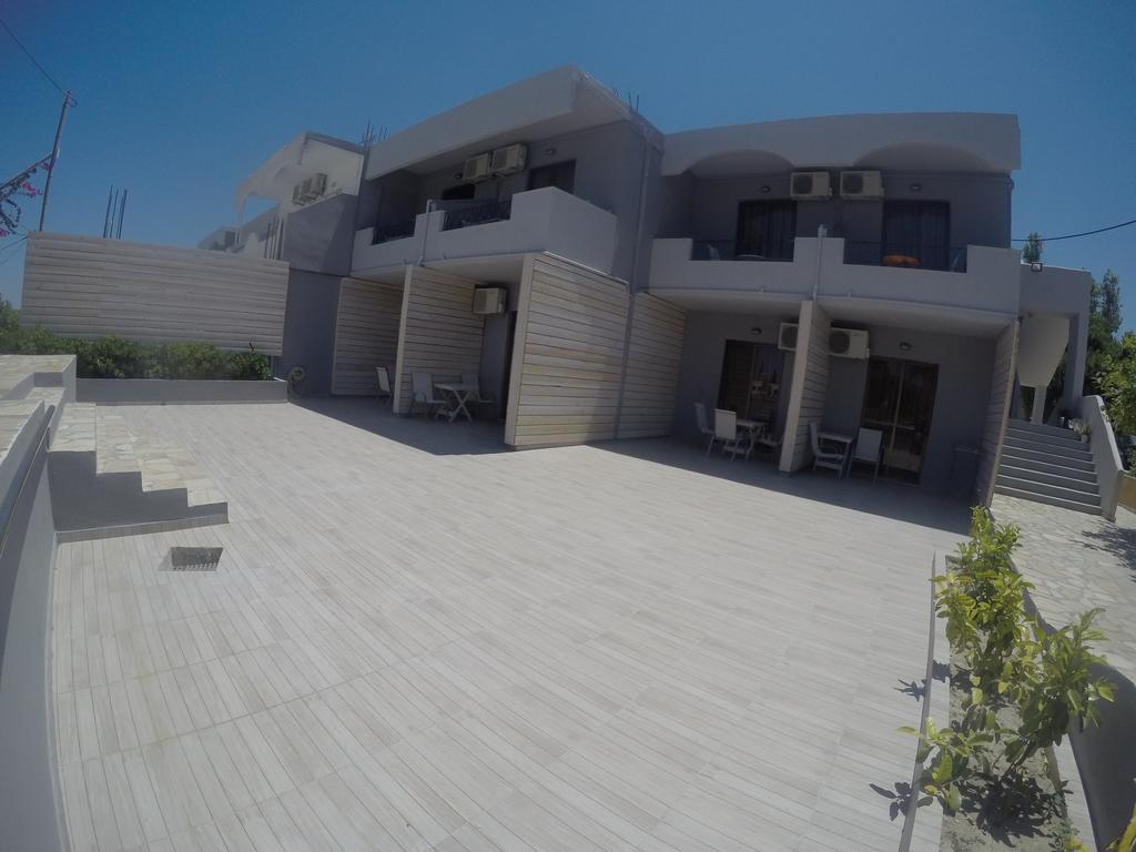 Yianna Studios فاليراكي المظهر الخارجي الصورة